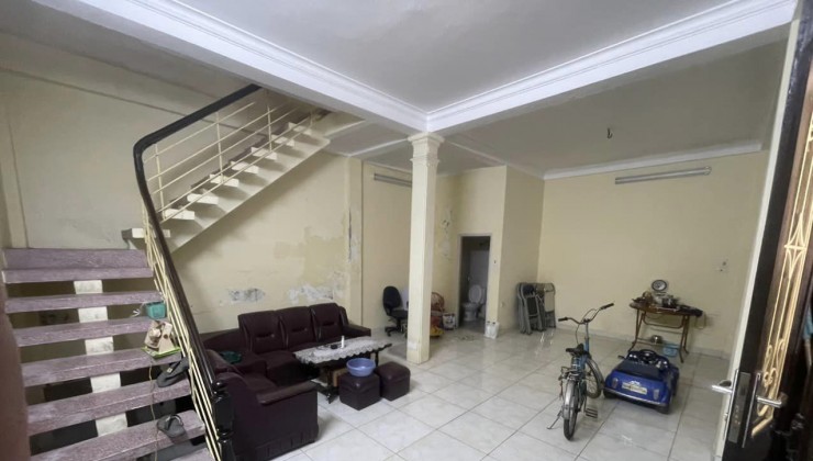 CHO THUÊ MBKD SALON TÓC, NAIL, SPA NHỎ PHỐ BÙI HUY BÍCH, HOÀNG MAI, 4 TẦNG, 25M2, 12 TRIỆU